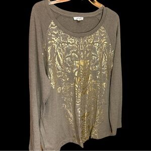 Tribal jeans green with metallic embellishments knit top .‎